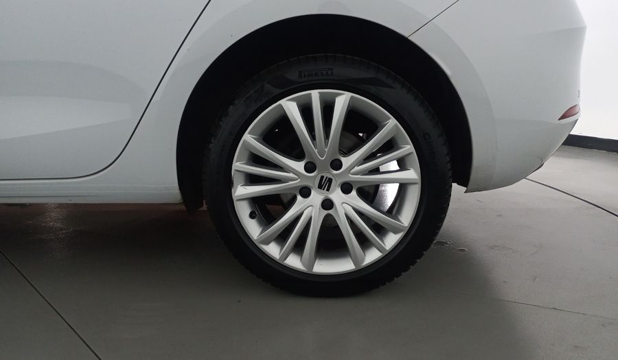 Seat Leon 1.4 STYLE AUTO Hatchback 2022