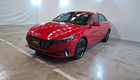 Hyundai • Elantra