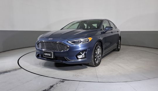Ford • Fusion