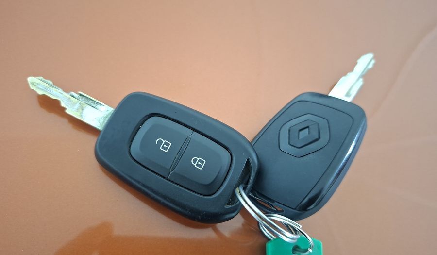 Renault Kwid 1.0 OUTSIDER Hatchback 2022