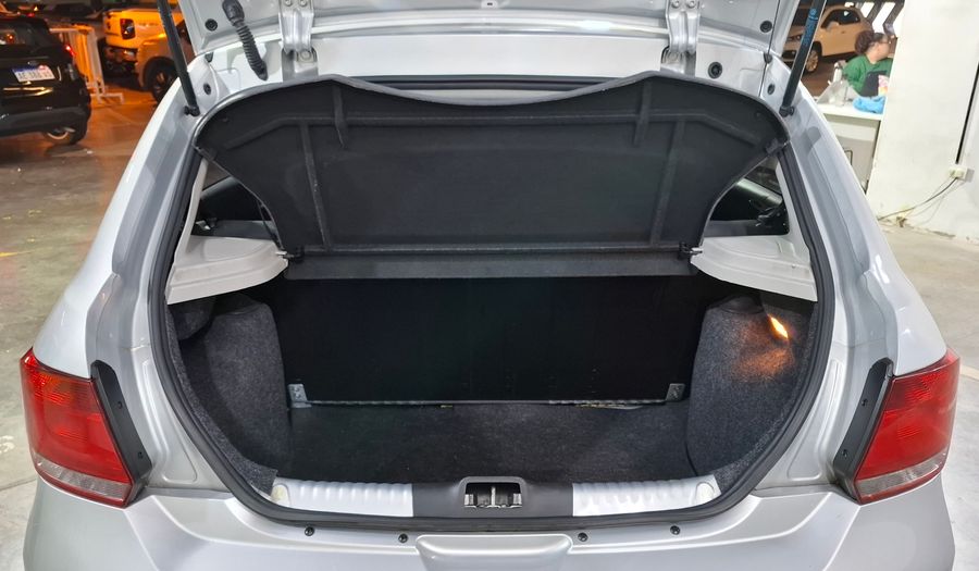 Volkswagen Gol Trend 1.6 HIGHLINE Hatchback 2015