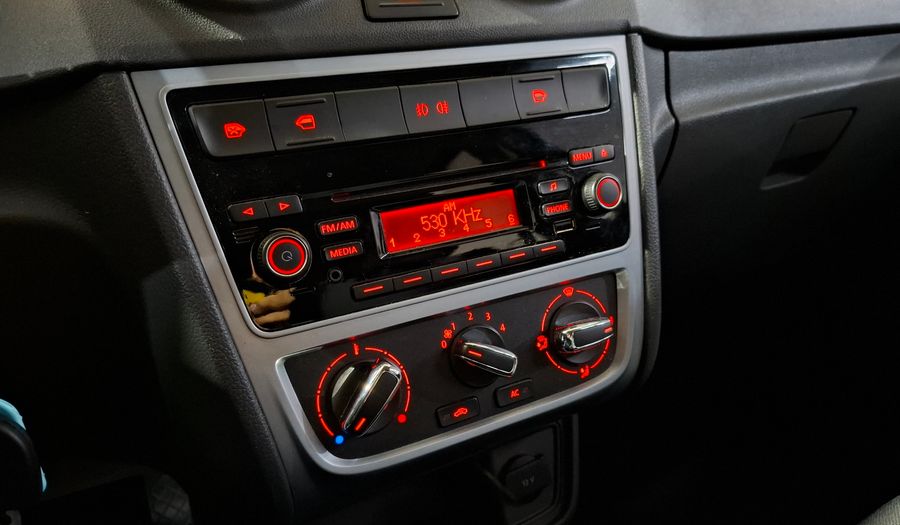 Volkswagen Gol Trend 1.6 HIGHLINE Hatchback 2015