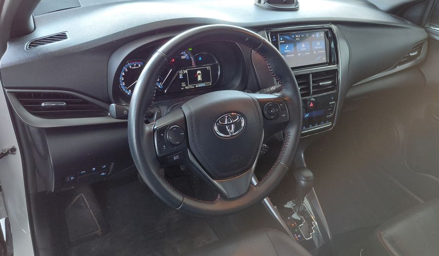Toyota Yaris 1.5 S CVT Hatchback 2022