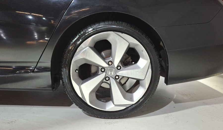 Honda Accord 2.0 TOURING AUTO Sedan 2018