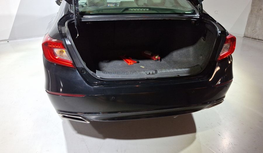 Honda Accord 2.0 TOURING AUTO Sedan 2018