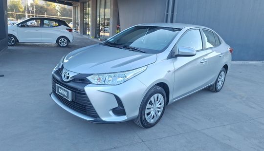 Toyota • Yaris