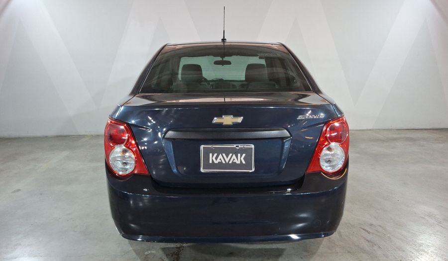 Chevrolet Sonic 1.6 MT A LS Sedan 2015