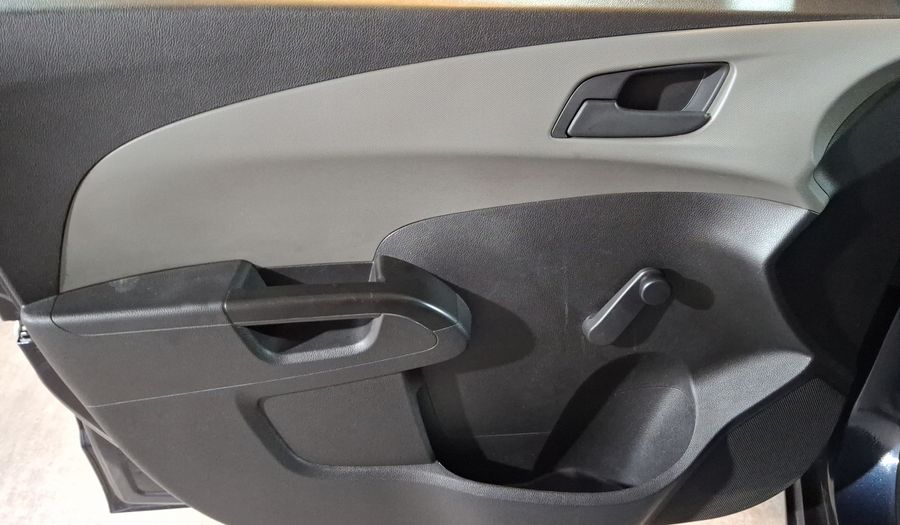 Chevrolet Sonic 1.6 MT A LS Sedan 2015