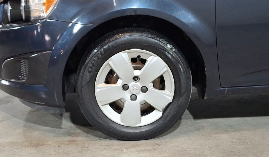 Chevrolet Sonic 1.6 MT A LS Sedan 2015
