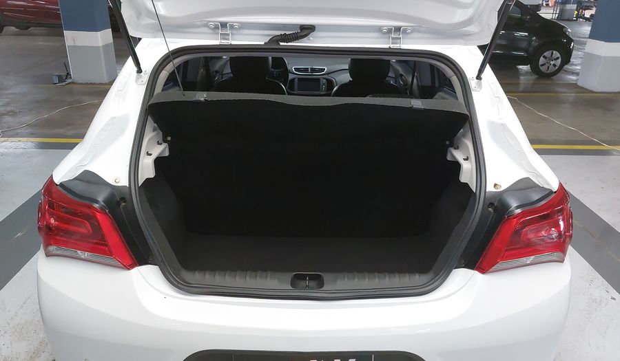 Chevrolet Onix 1.4 SPE/4 ECO LTZ AUTO Hatchback 2018