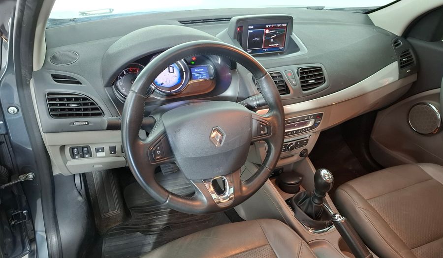 Renault Fluence 2.0 PRIVILEGE Sedan 2014