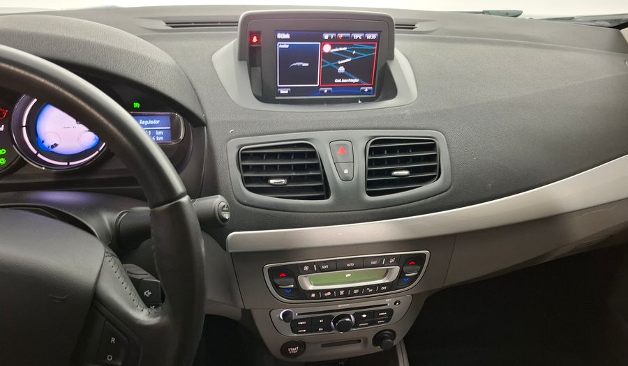 Renault Fluence 2.0 PRIVILEGE Sedan 2014