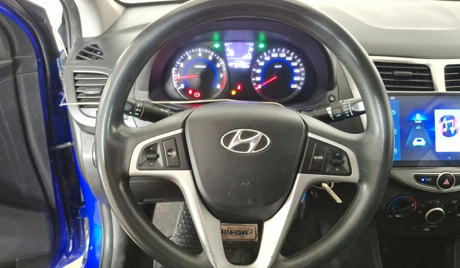 Hyundai Accent 1.4 RB GL AC Sedan 2015