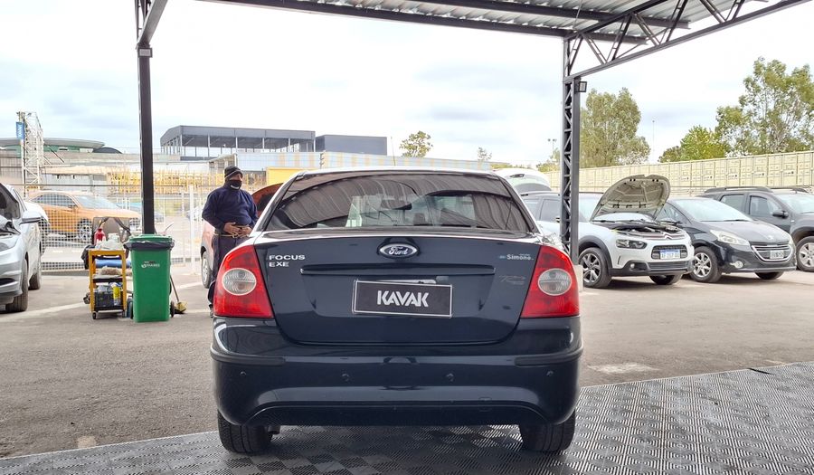 Ford Focus Ii 1.6 TREND Sedan 2013