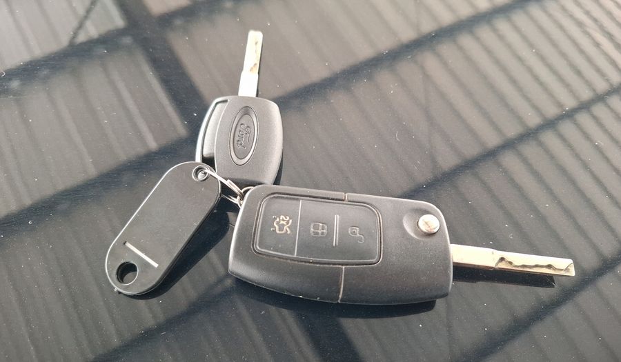 Ford Focus Ii 1.6 TREND Sedan 2013