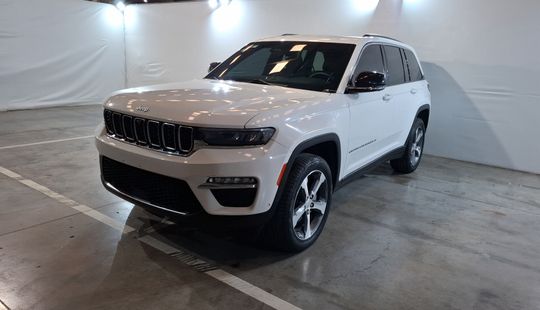 Jeep • Grand Cherokee