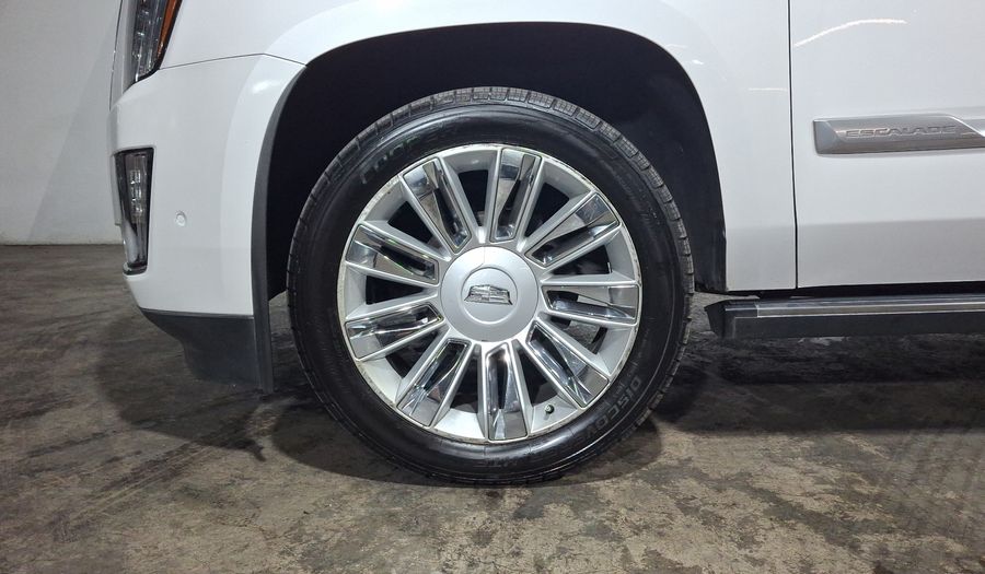 Cadillac Escalade 6.2 ESV SUV P PLATINUM AUTO 4WD Suv 2019