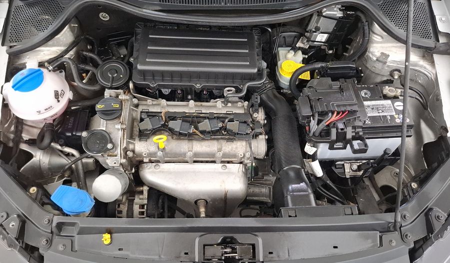 Volkswagen Vento 1.6 ACTIVE TIPTRONIC Sedan 2014