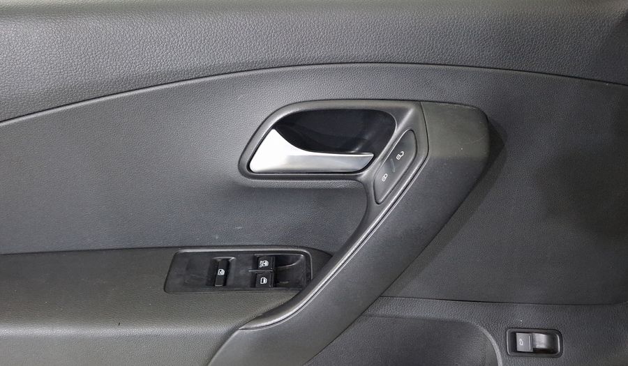 Volkswagen Vento 1.6 ACTIVE TIPTRONIC Sedan 2014
