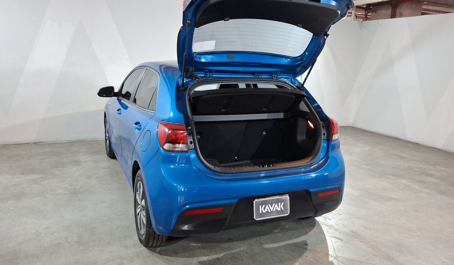 Kia Rio 1.6 LX Hatchback 2023