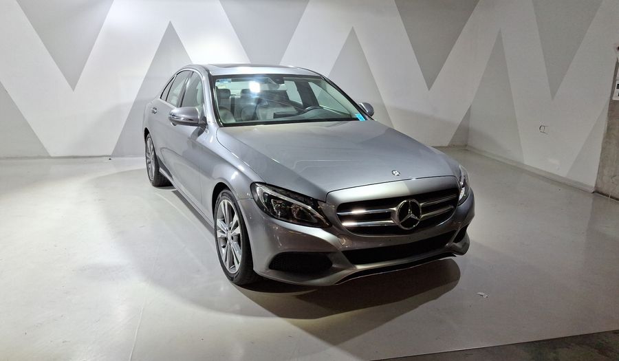 Mercedes Benz Clase C 2.0 200 CGI SPORT AT Sedan 2016