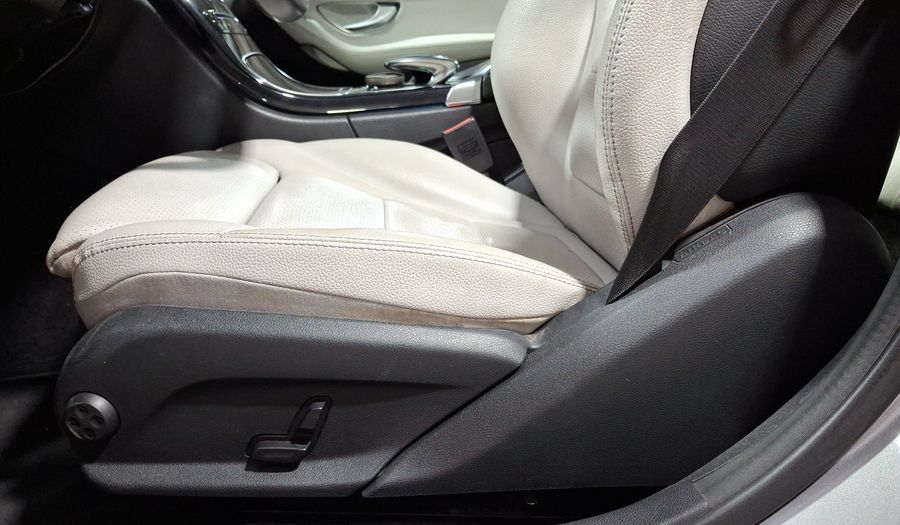 Mercedes Benz Clase C 2.0 200 CGI SPORT AT Sedan 2016