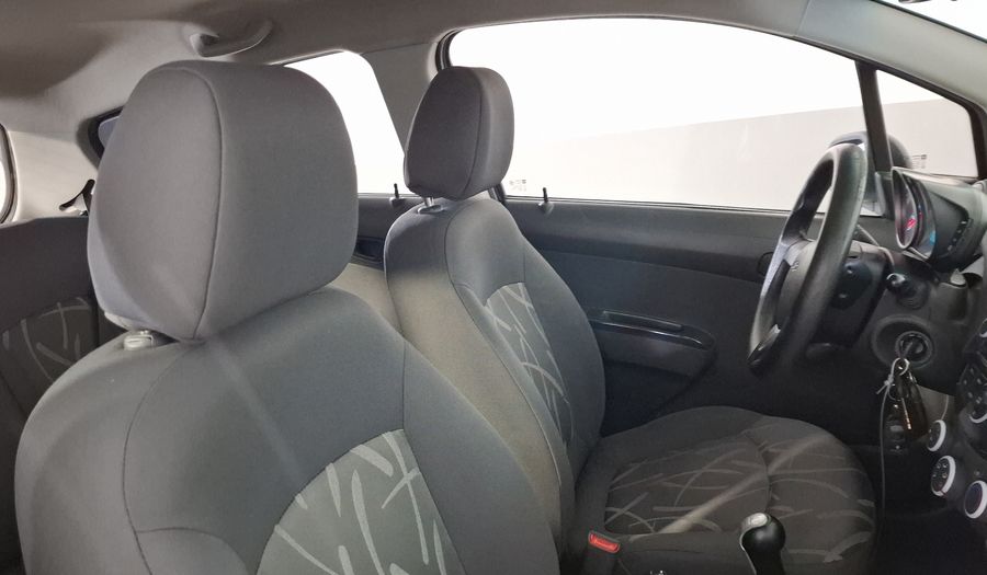 Chevrolet Spark 1.2 LT B MT Hatchback 2014