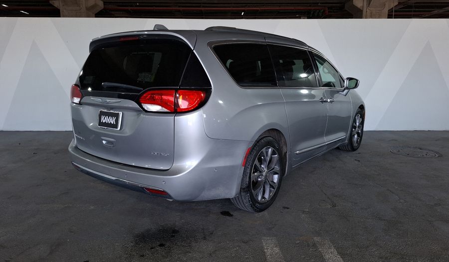 Chrysler Pacifica 3.6 LIMITED PLATINUM AUTO Minivan 2017