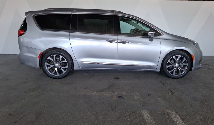 Chrysler Pacifica 3.6 LIMITED PLATINUM AUTO Minivan 2017
