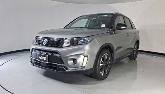 Suzuki • Vitara