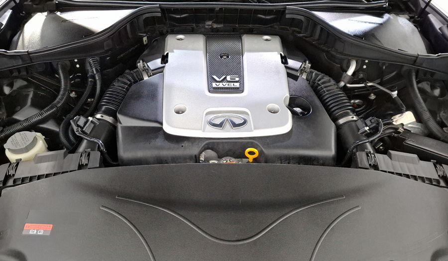Infiniti M 3.7 PREMIUM AT Sedan 2013
