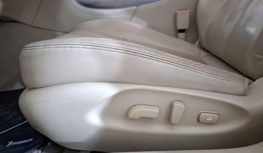 Infiniti M 3.7 PREMIUM AT Sedan 2013