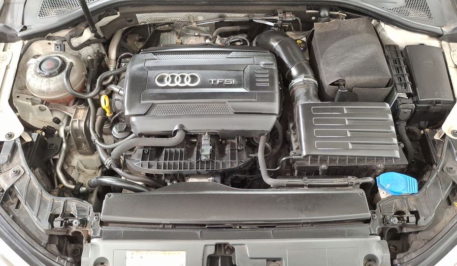 Audi A3 1.8 TFSI AMBIENTE S TRONIC Sedan 2016