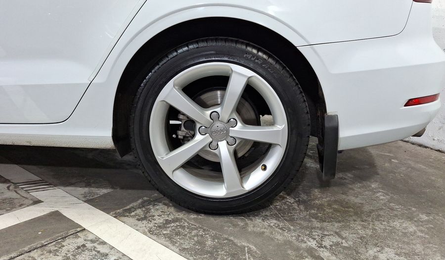 Audi A3 1.8 TFSI AMBIENTE S TRONIC Sedan 2016