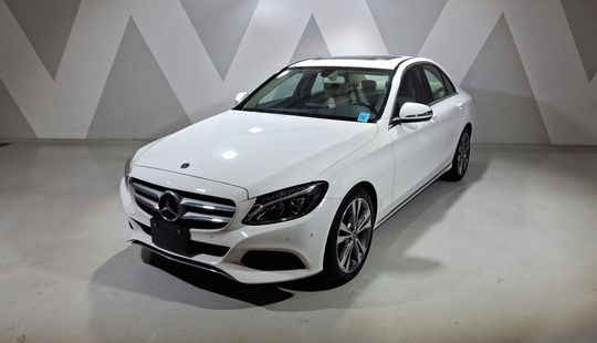 Mercedes Benz • Clase C