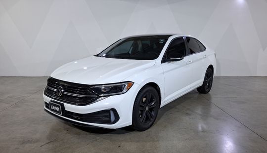 Volkswagen • Jetta