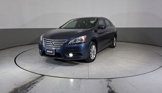 Nissan • Sentra