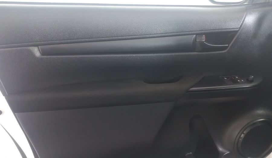 Toyota Hilux 2.7 CHASIS CABINA Pickup 2024