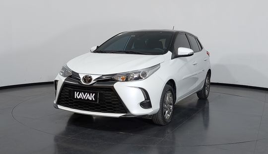 Toyota • Yaris