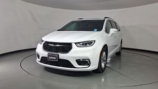 Chrysler • Pacifica
