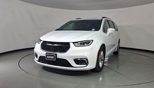 Chrysler • Pacifica