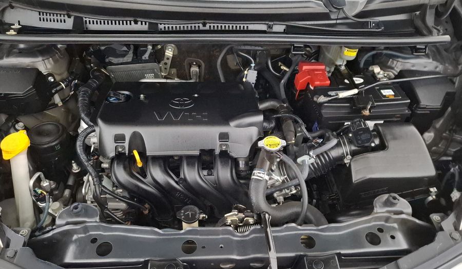 Toyota Yaris 1.5 PREMIUM AT 5PTAS Hatchback 2015