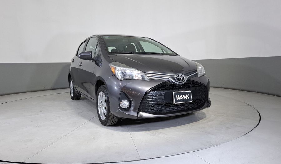 Toyota Yaris 1.5 PREMIUM AT 5PTAS Hatchback 2015