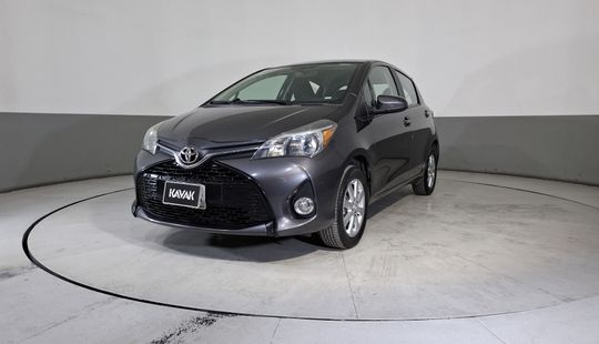 Toyota • Yaris