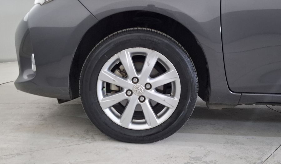 Toyota Yaris 1.5 PREMIUM AT 5PTAS Hatchback 2015