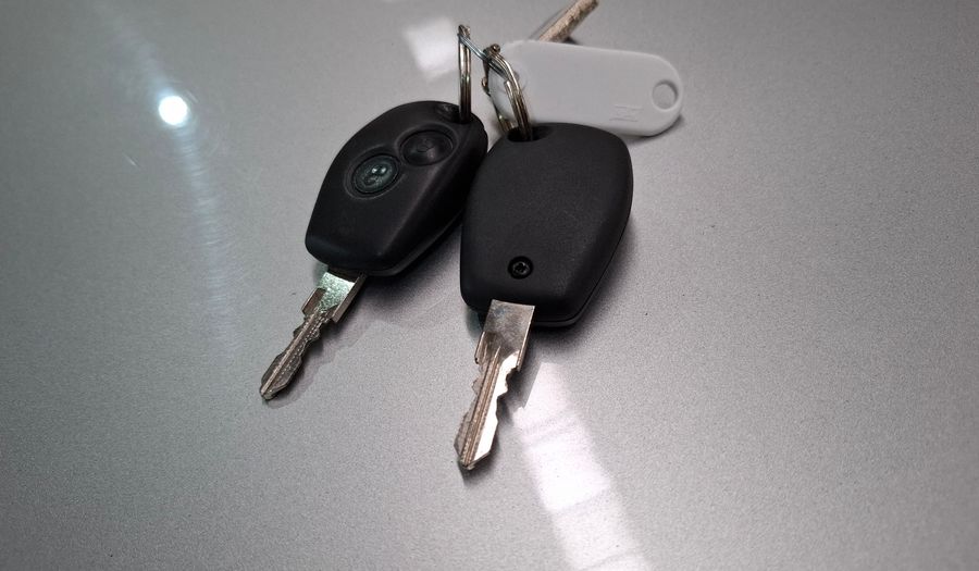 Renault Clio 1.1 CONFORT PACK SAT Hatchback 2015