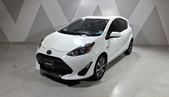 Toyota • Prius C