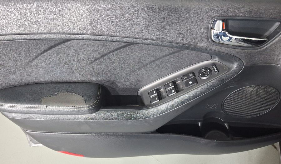 Kia Forte 2.0 SX AT Sedan 2016
