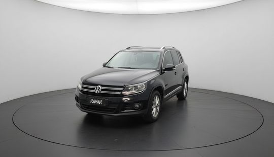 Volkswagen • Tiguan