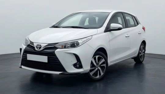 Toyota • Yaris